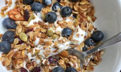 How To Make A Delicious And Nutritious Homemade And Natural Granola