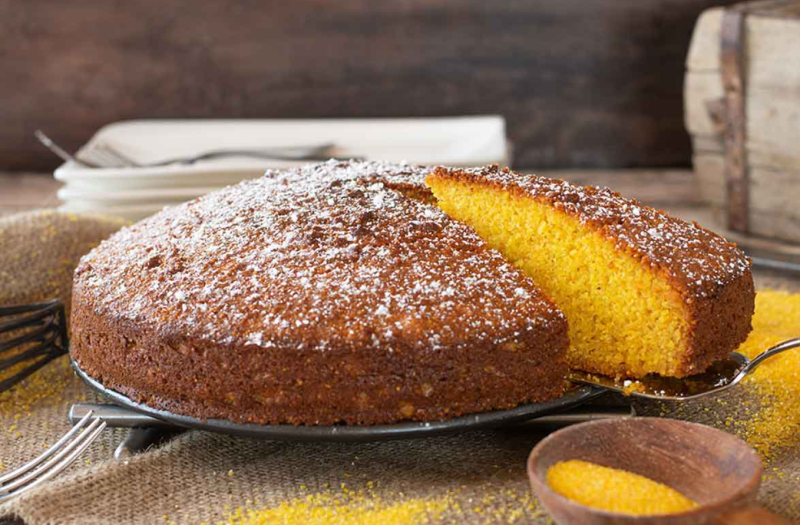 How to achieve a perfect cornmeal cake