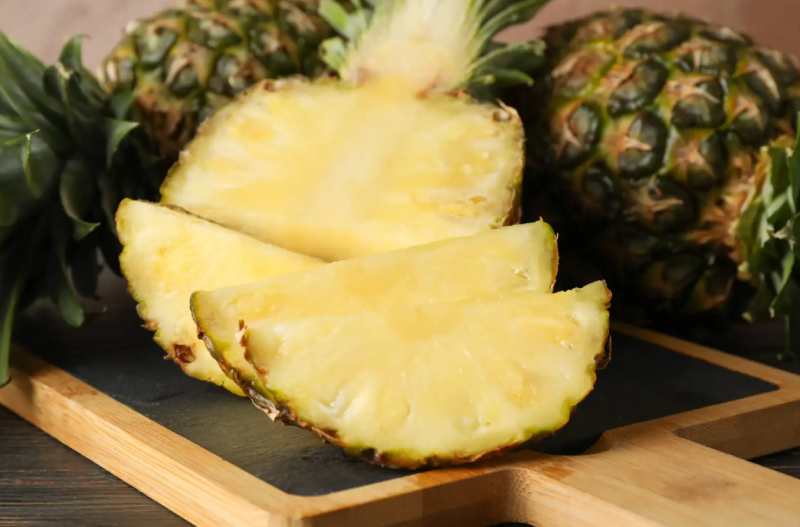 Benefits of eating pineapple at night